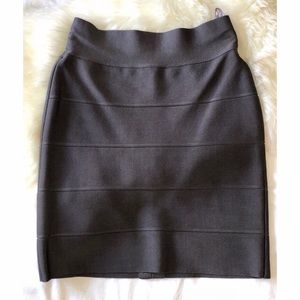 Herve Leger Grey Bandage/Bodycon Skirt Sz S 💫⚡️